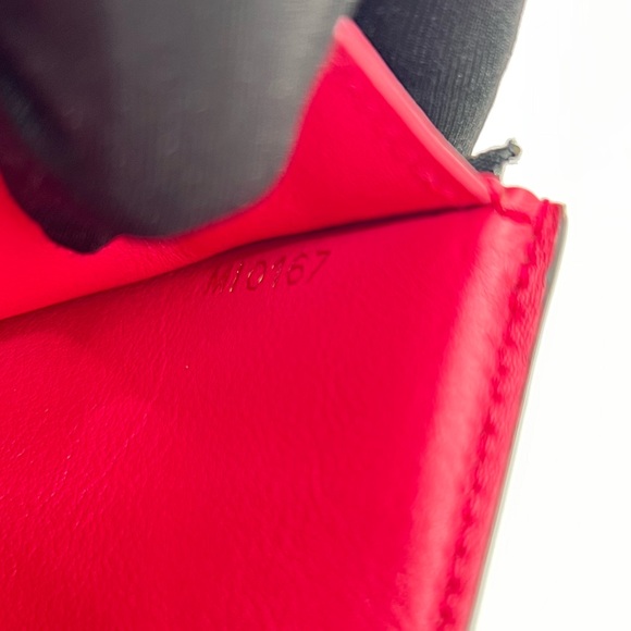 Authentic LOUIS VUITTON Portefeuille Capucines Compact Black Leather Wallet Pink - Picture 12 of 12